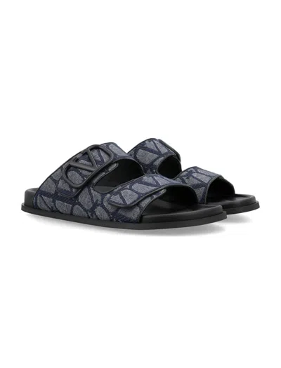 Shop Valentino Garavani Vlogo Toile Sandal In Blue/black