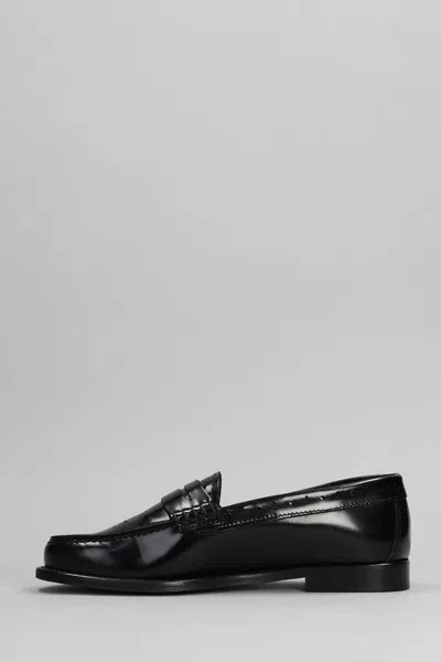 Shop Veni Giulia Loafers In Black