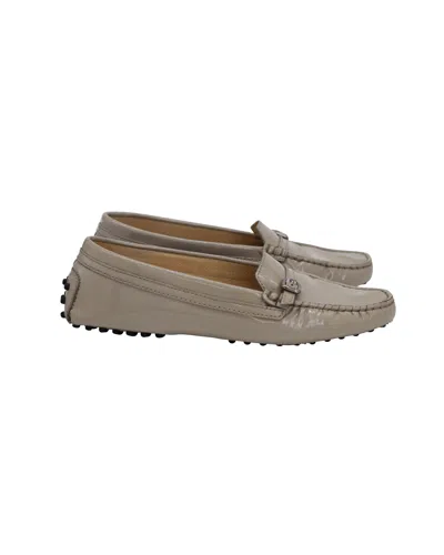 Tod's Flat Loafers In Beige Patent Leather In Grey