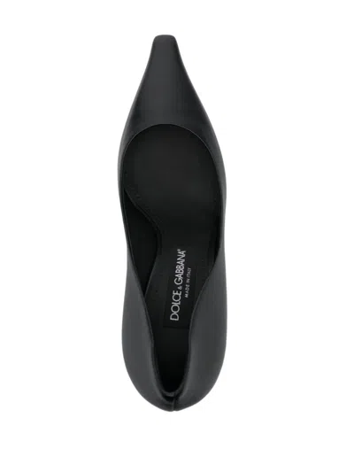 Dolce & Gabbana Black Pointed Pumps With Dg Detail In Black