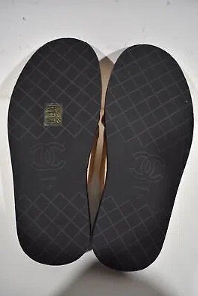 Pre-owned Chanel Beige Black Fabric Criss Cross Puffy Cc Logo Slide Mule Sandal Flat 37