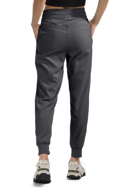 The North Face Aphrodite Joggers In Asphalt Grey-npf