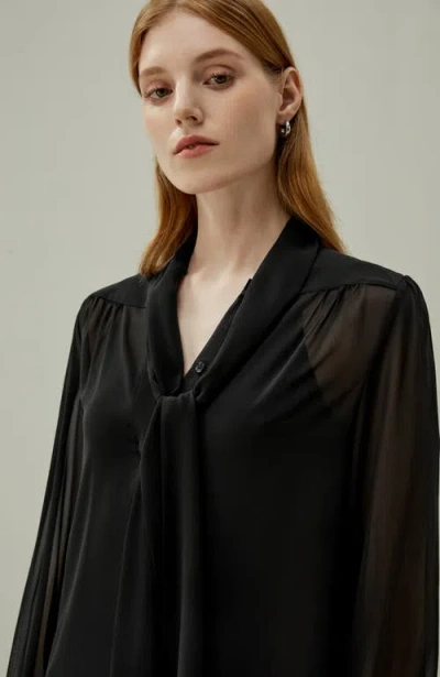 Lilysilk Bow Tie Silk Jasmine Blouse In Black