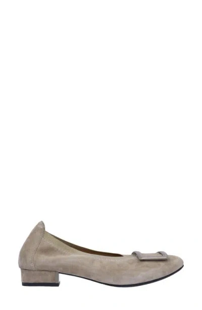 L'amour Des Pieds Floella Buckle Pump In Dark Taupe