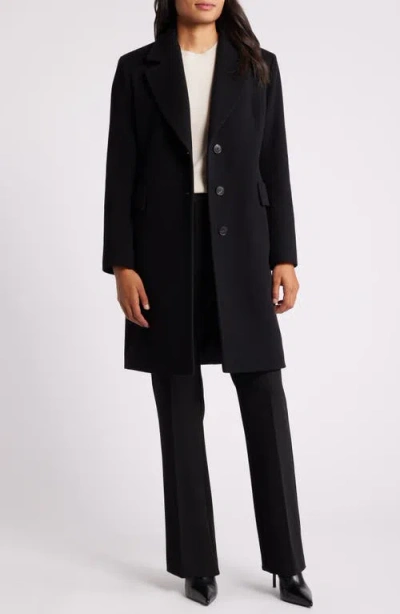 Fleurette Wool Coat In Black