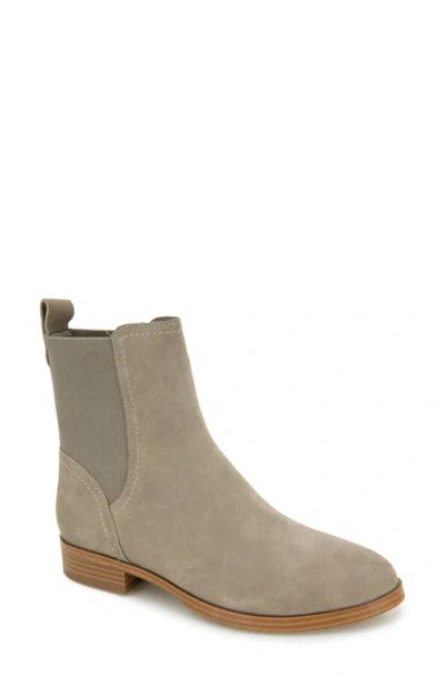 Shop Splendid Alinda Leather Ankle Boot In Ermine