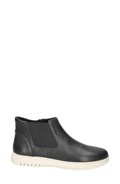 Bella Vita Kingly Bootie In Black Leather