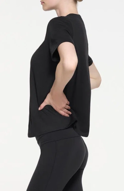 Skims Relaxed T-shirt In Onyx