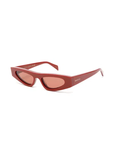 Gucci Cat-eye Frame Sunglasses In Red