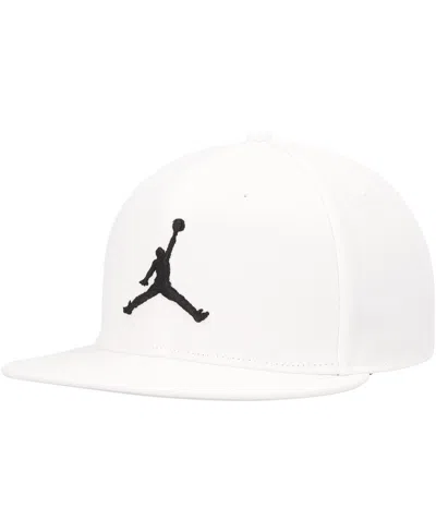 Jordan Men's  White Pro Jumpman Snapback Hat In White