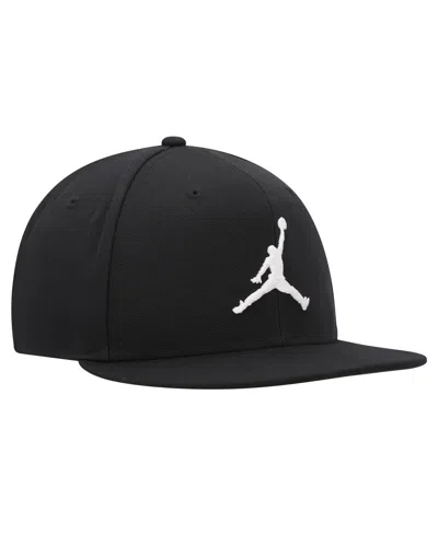 Jordan Men's  White Pro Jumpman Snapback Hat In White