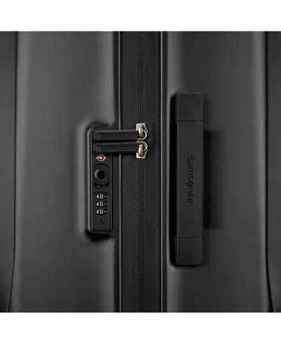Samsonite Uplift Hs 28.5" Check-in Spinner In Phantom Black