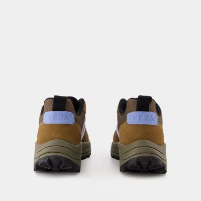 Veja Venturi Ii Sneakers With Chunky Rubber Sole In Brown