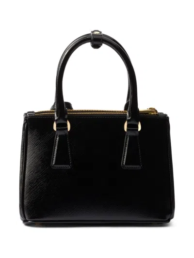 Prada Sac À Main En Cuir In 黑色