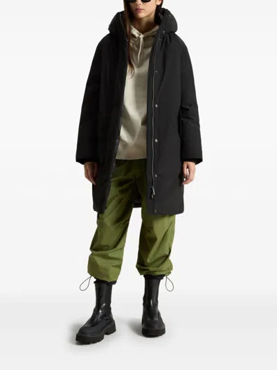 Woolrich Minimalist Black Coat With High Collar In 黑色