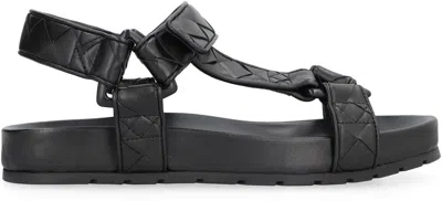 Bottega Veneta Women's Trip Leather Sandals In Black