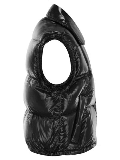 Fay Sporty 3-hook Mini Down Waistcoat In Black