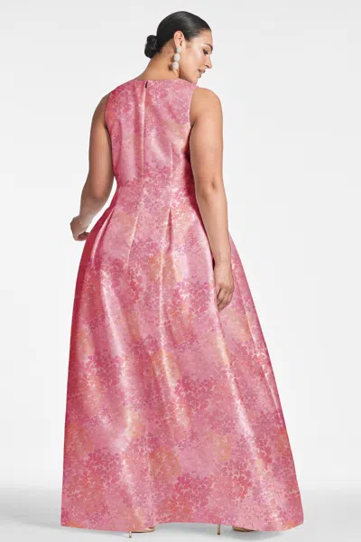 Sachin & Babi Brooke Sleeveless Pleated Floral-print Gown In Light Sunset Hydrangea