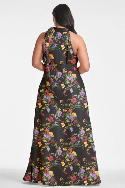 Sachin & Babi Kayla Floral Crinkle Georgette Gown In Noir Wildflower