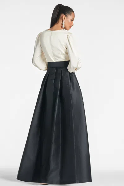 Sachin & Babi Zoe Gown In Black