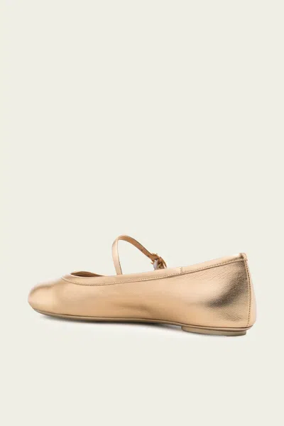 Gianvito Rossi Elegant Ballerina Flats With Ribbon Buckle