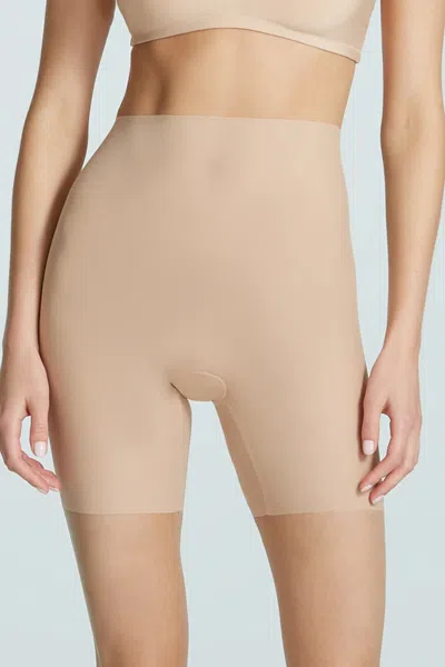Commando Featherlight Control Short In Beige