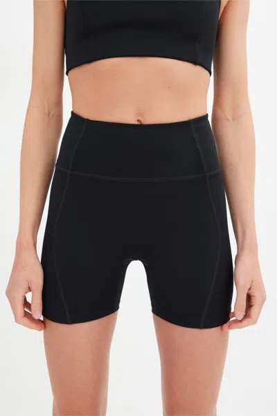 Girlfriend Collective High-rise Seamless Bike Short In Black