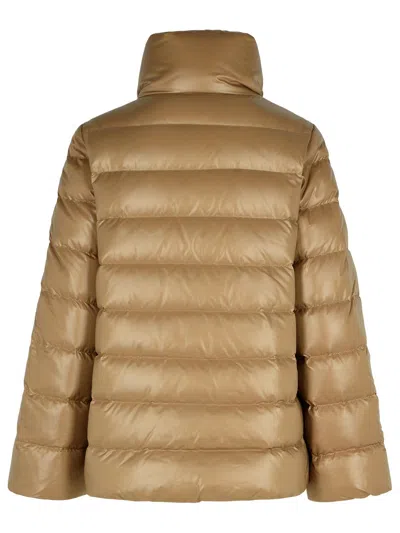 Fay Feather Cape With Hook In Cream
