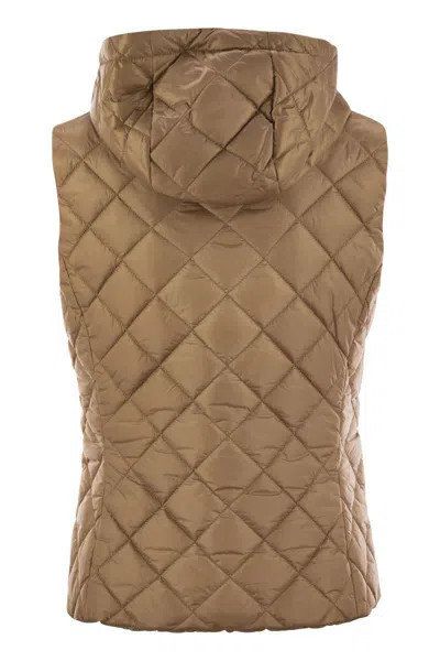 Fay Quilted Nylon Waistcoat In Brown