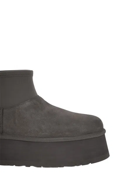 Ugg Classic Mini Dipper Boots In Grey