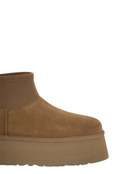 Ugg Brown Classic Mini Dipper Boots In Brown