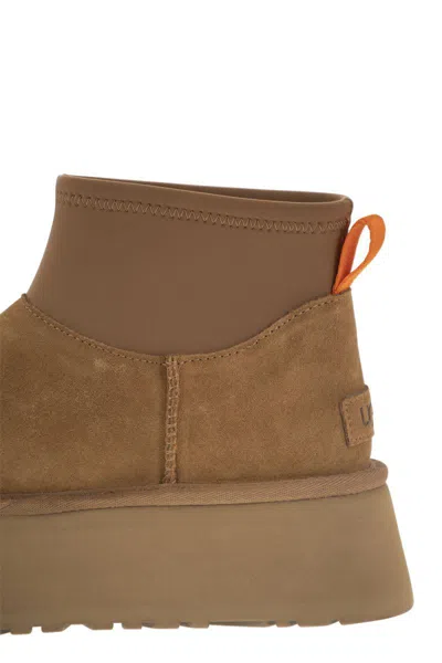 Ugg Brown Classic Mini Dipper Boots In Brown