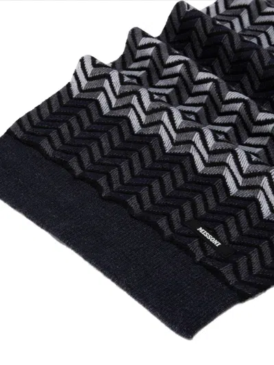 Missoni Zigzag Virgin Wool Scarf In Black