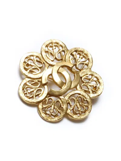 Pre-owned Chanel 1995 Cc Brooch In Gold