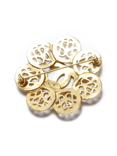 Pre-owned Chanel 1995 Cc Brooch In Gold