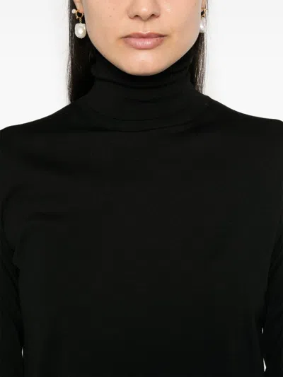 The Row Essentials Kensington Cashmere Turtleneck Sweater In Black