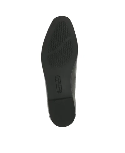Baretraps Women's Tania Casual Flats In Ivory