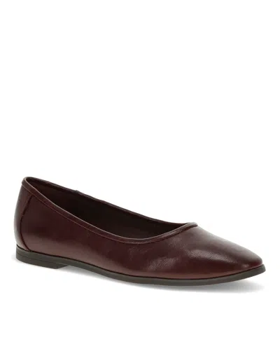 Baretraps Women's Tania Casual Flats In Bloodstone