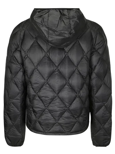 Roa Quilted Nylon Puffer Jacket In Black