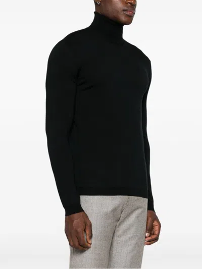 Goes Botanical Sweater In Black