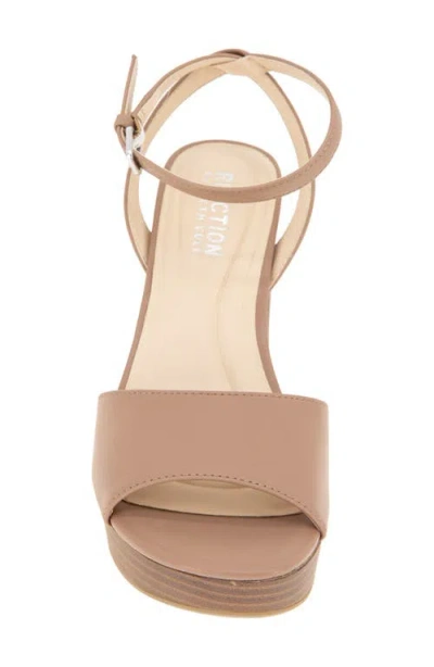 Reaction Kenneth Cole Ryanne Platform Sandal In Classic Tan