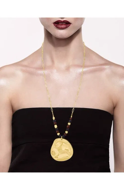 Jardin Large Medallion Pendant Necklace In Purple/gold