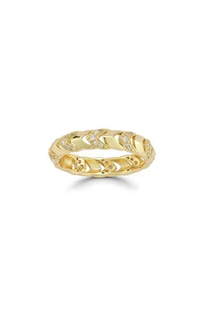 Chloe & Madison Chloe And Madison Cz Chevron Band Ring In Gold