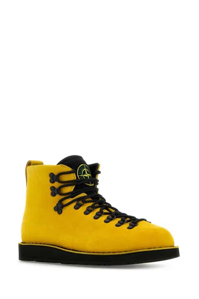 Shop Stone Island Sneakers In Yellow