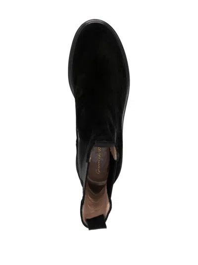 Gianvito Rossi Chelsea Boots Chester Calfskin In Black
