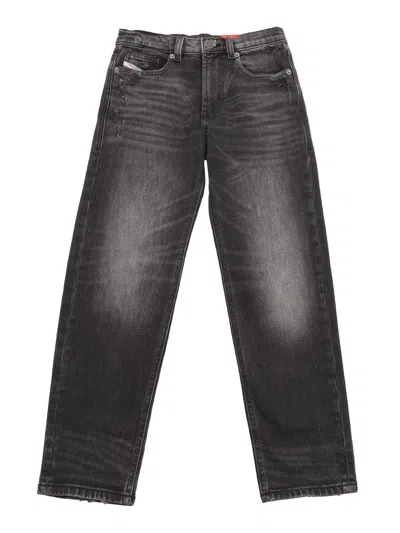 Diesel 5 Pockets In Black