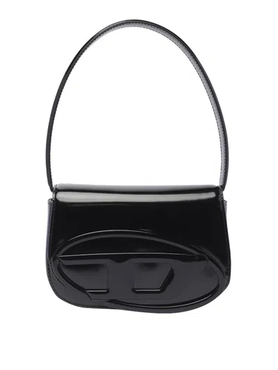 Diesel Iconic Structured Shoulder Bag In Mirrored Leather In Negro