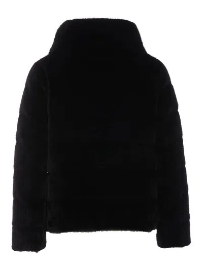 Herno Fur Effect Cape Jacket In Negro
