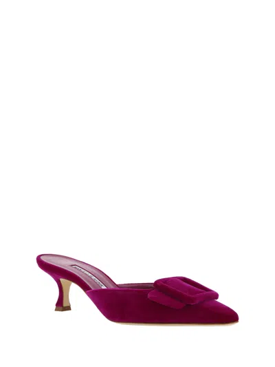 Manolo Blahnik Pumps In Red