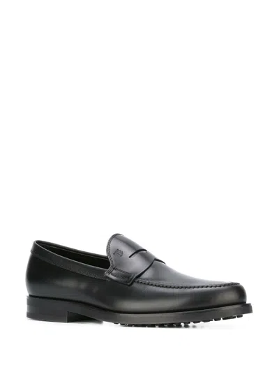Tod's Smooth Leather Moccasin Loafers With Subtle Stitching